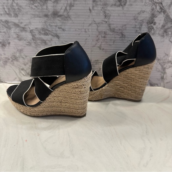 Candie’s black platform heels - Picture 5 of 7